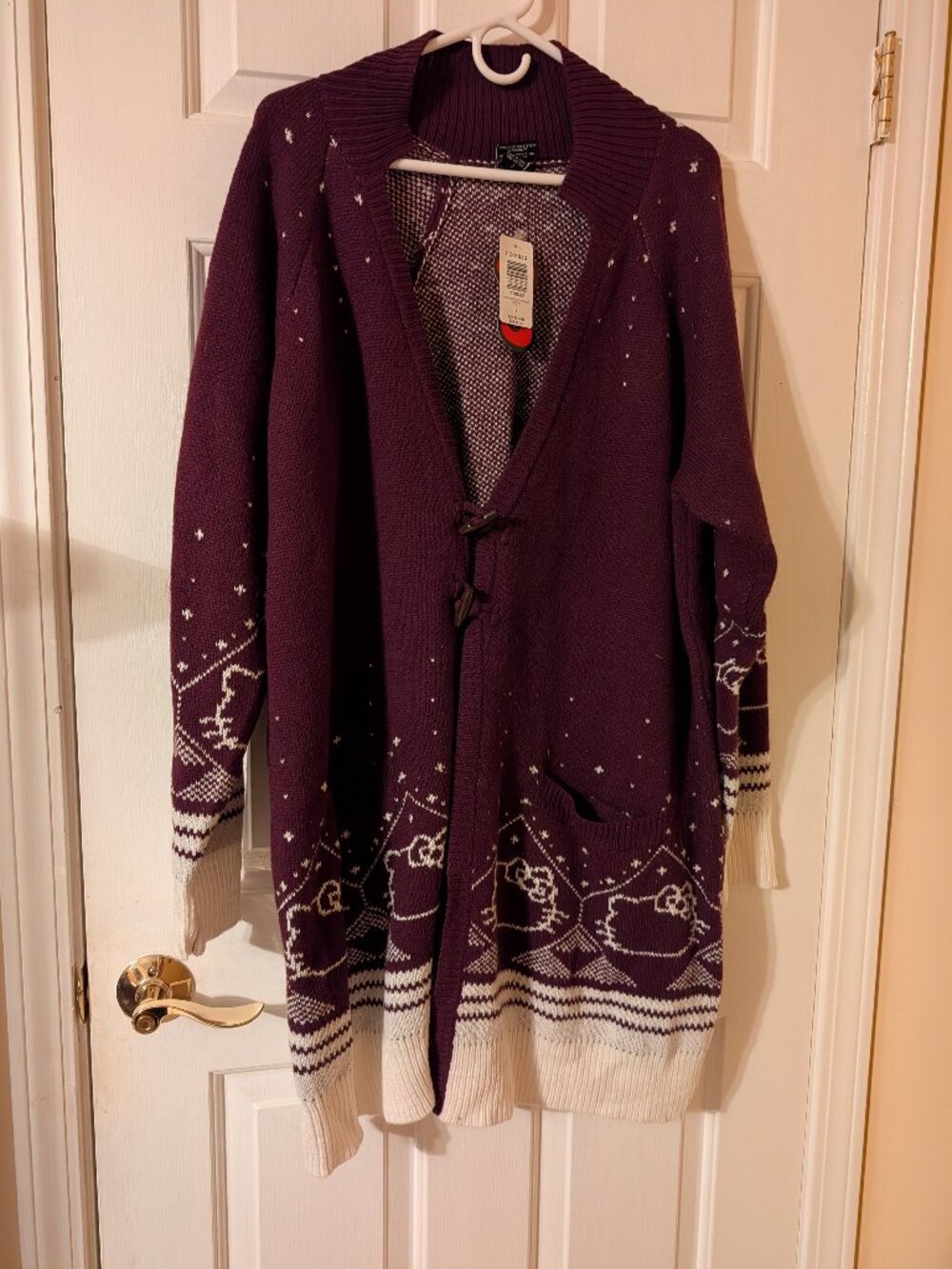 Torrid Hello Kitty Burgundy Cardigan ~ 2/2X/18-20 NWT